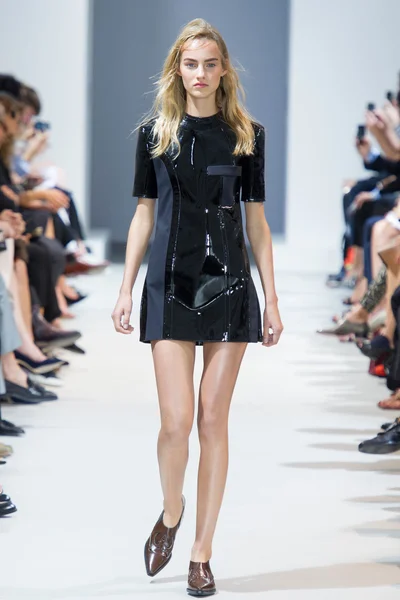 Look 1